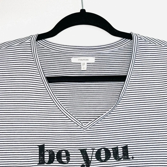 Maurices Black & White Be You Striped V-neck Graphic Tee Small Women’s - Picture 2 of 11